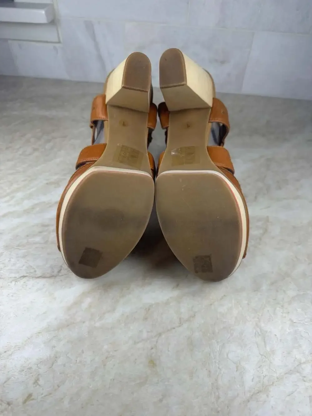 DV Dolce Vita Brown Leather Strappy Peep Toe Wedge Sandals Women’s Size 7